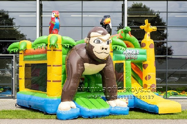 Safari Bouncy Castle