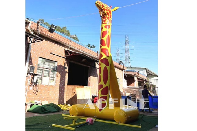 Smash Hit Giraffe Games Afp22